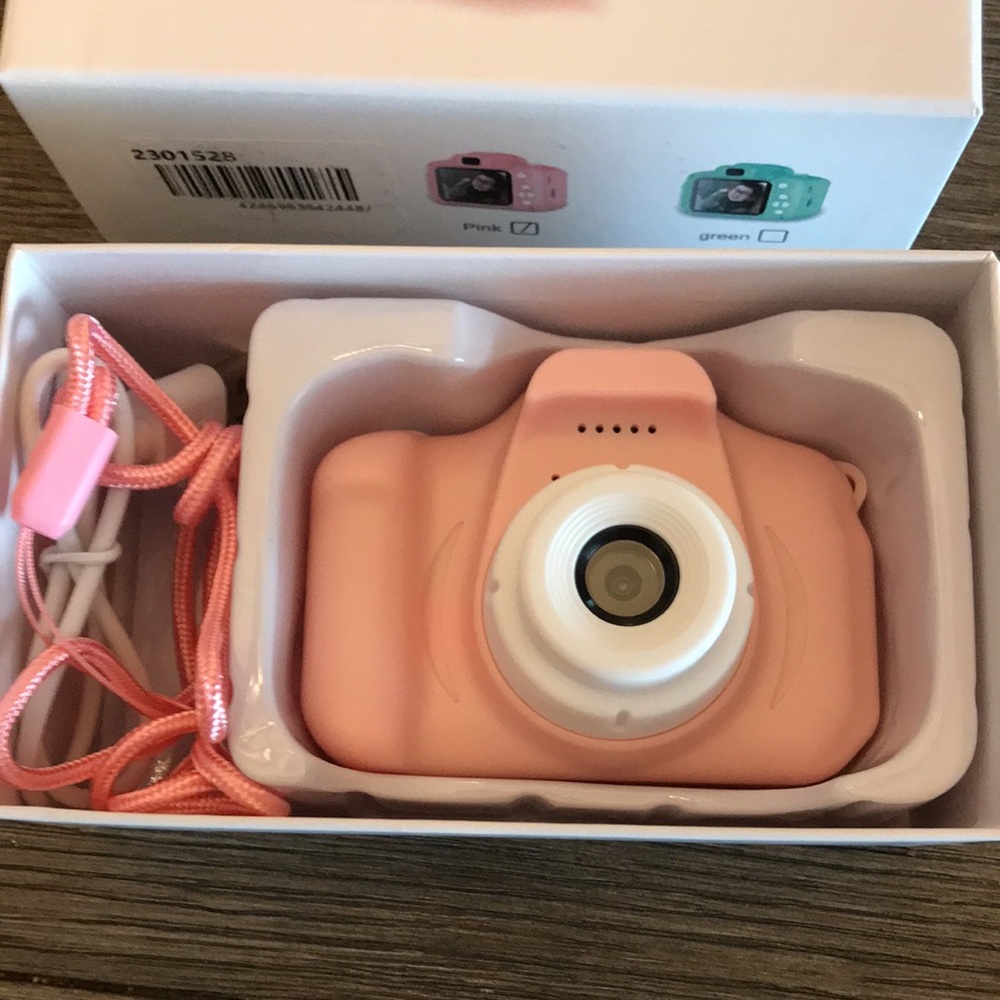Bundle child’s digital camera 5 included with listing pink fun party idea - Picture 8 of 8